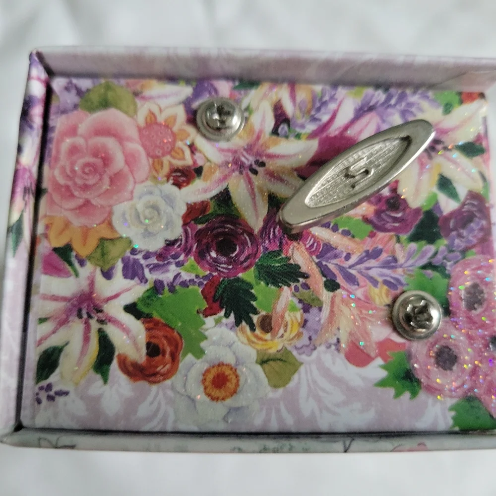 Music Box - Picture 8 of 10
